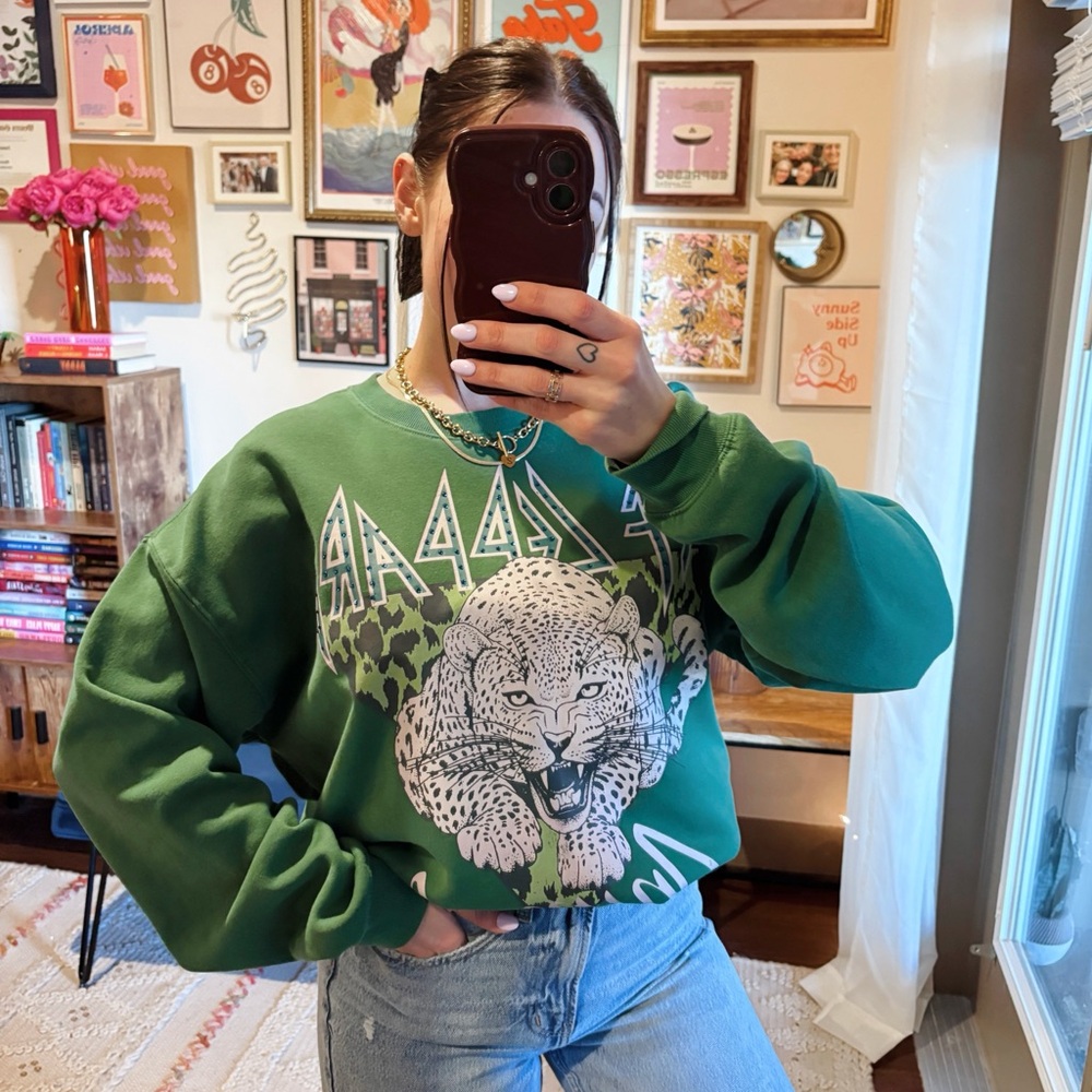Def Leppard Band Green Animal Print Crewneck Sweatshirt